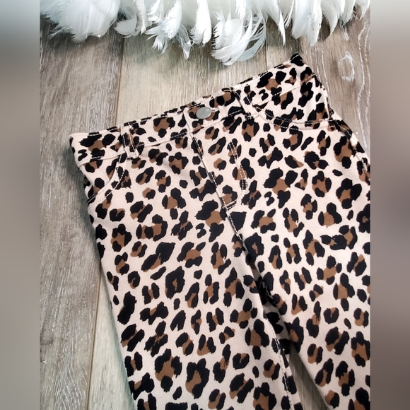 2 pr. Childrens Place girls leopard print jeggings in size 4T - Picture 4 of 7